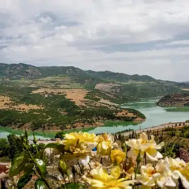 23 Nisan Özel  Sivas Divriği Kemaliye Tunceli Munzur Erzincan Turu 3 Gece 4 Gün Pegasus ile gidiş-Ajet ile Dönüş 23-26 Nisan