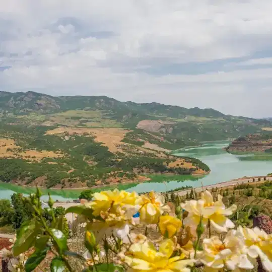 23 Nisan Özel  Sivas Divriği Kemaliye Tunceli Munzur Erzincan Turu 3 Gece 4 Gün Pegasus ile gidiş-Ajet ile Dönüş 23-26 Nisan